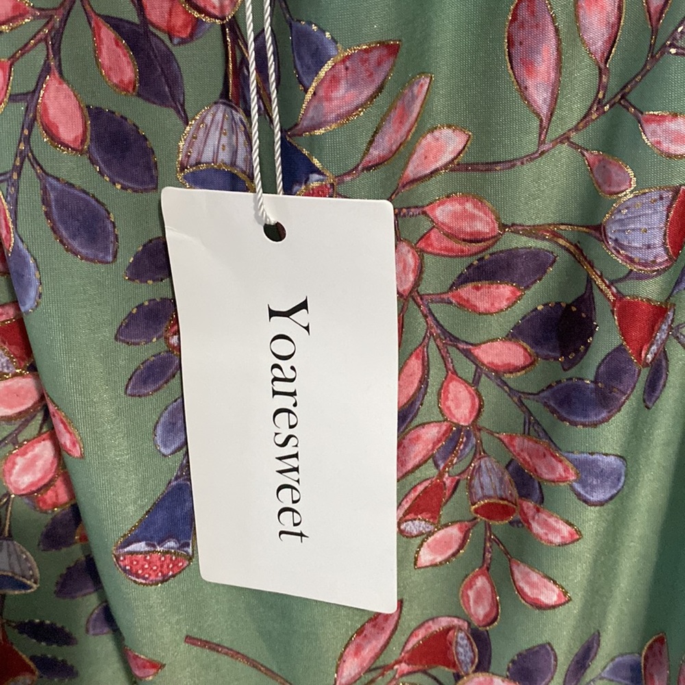 FLORAL BLOUSE GREEN & PINK w/ GOLD  BELL SLEEVES SIZE L NWT - Picture 4 of 9
